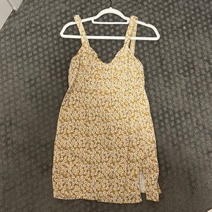 yellow sundress